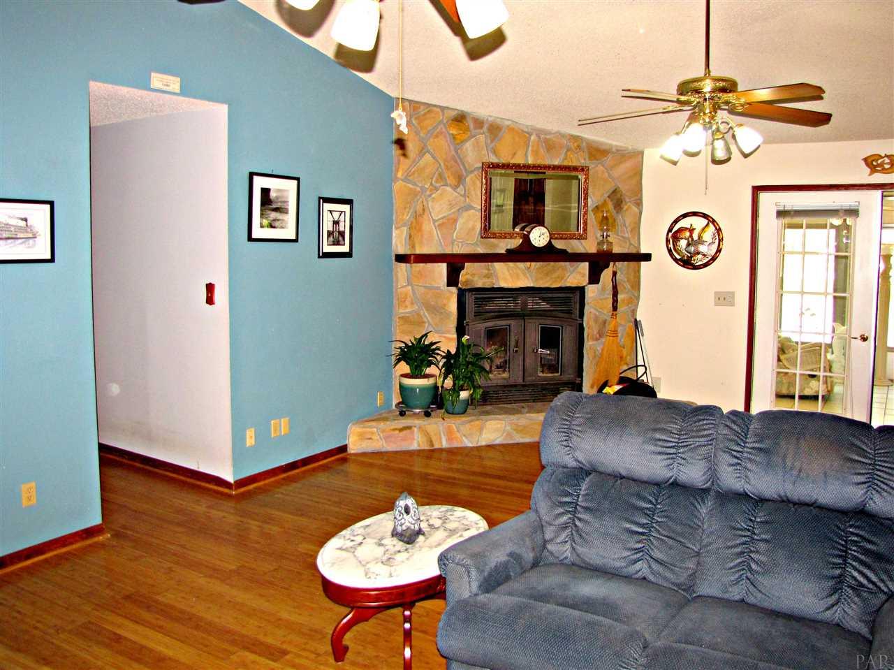 7624 River Road Milton, FL 32583 - Photo 20 of 43 Gallery Image 20