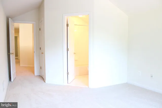 $3,500 | 15220 Lord Culpeper Court, Woodbridge, VA 22191