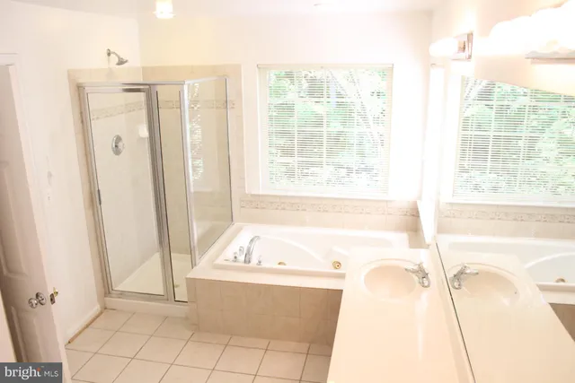 $3,500 | 15220 Lord Culpeper Court, Woodbridge, VA 22191