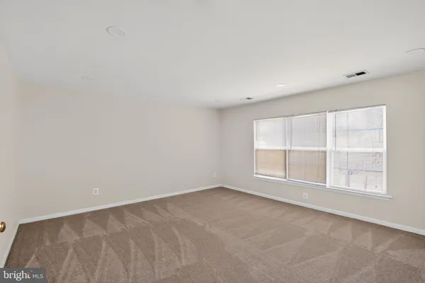 $3,500 | 15220 Lord Culpeper Court, Woodbridge, VA 22191