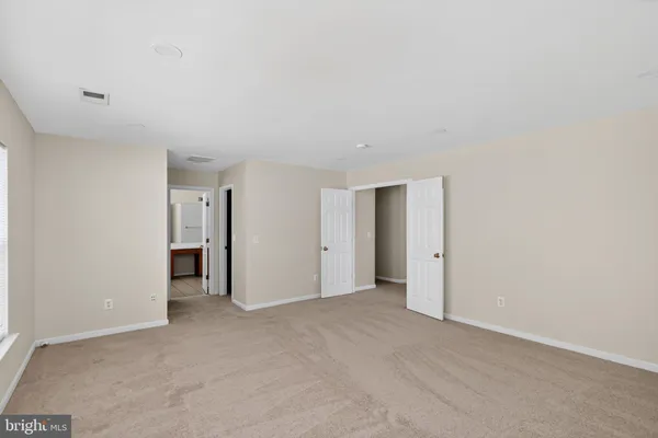 $3,500 | 15220 Lord Culpeper Court, Woodbridge, VA 22191