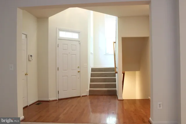 $3,500 | 15220 Lord Culpeper Court, Woodbridge, VA 22191