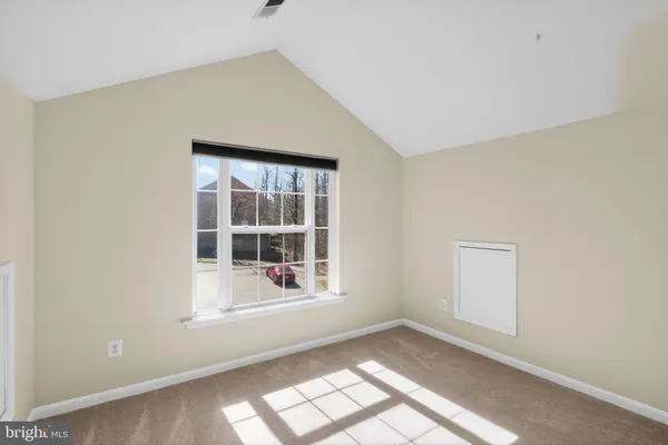 $3,500 | 15220 Lord Culpeper Court, Woodbridge, VA 22191
