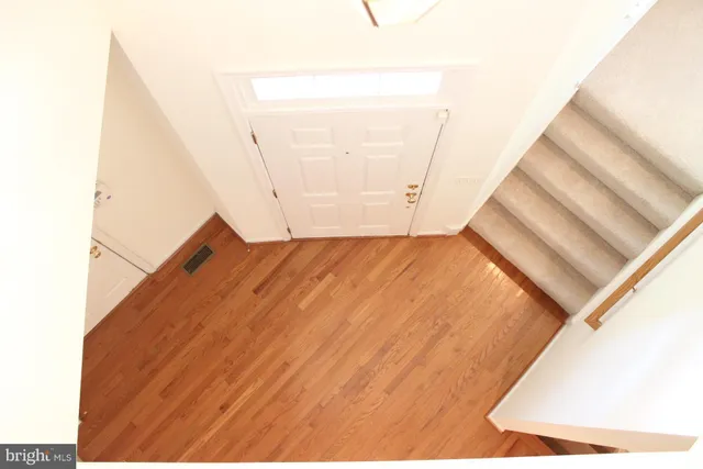 $3,500 | 15220 Lord Culpeper Court, Woodbridge, VA 22191