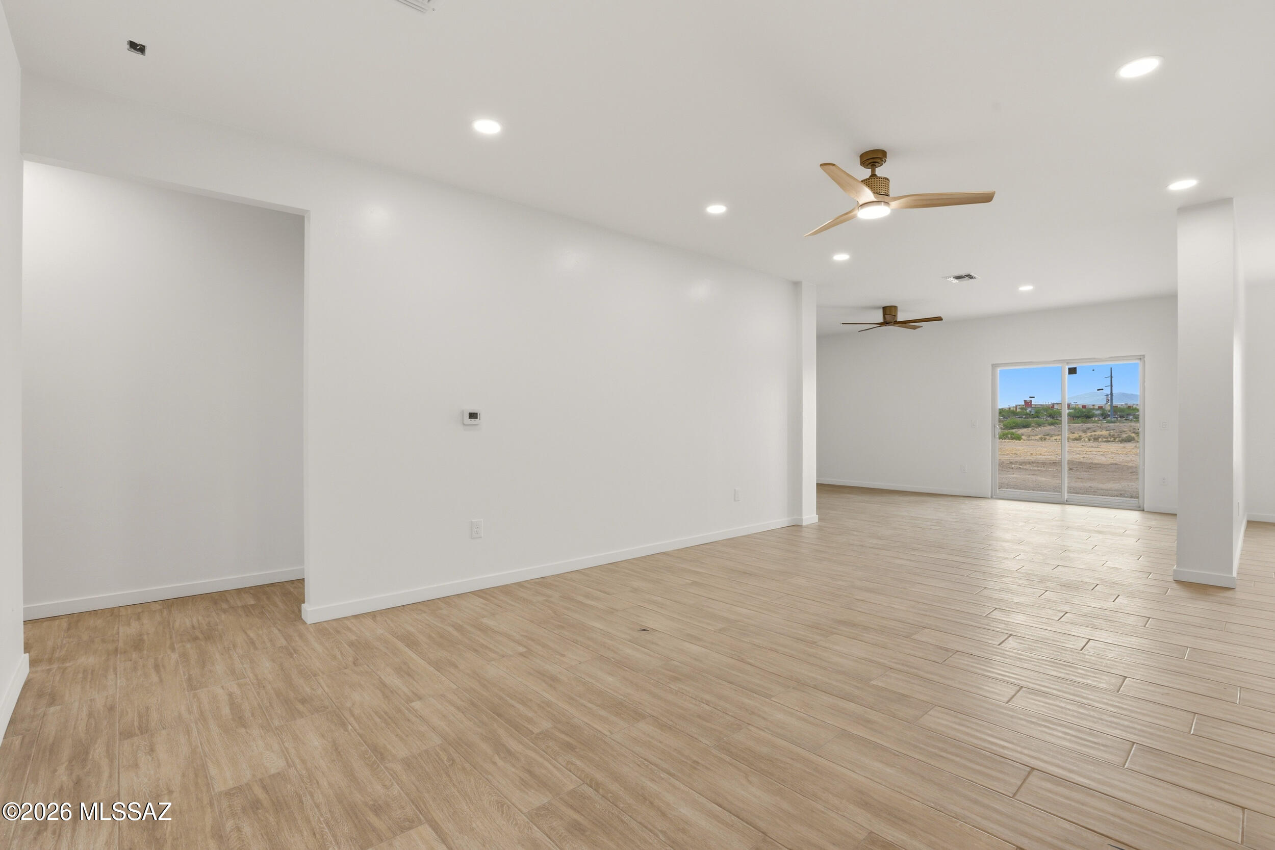 5583 South Swires Road Tucson, AZ 85746 - Photo 4 of 23 5_swires_016