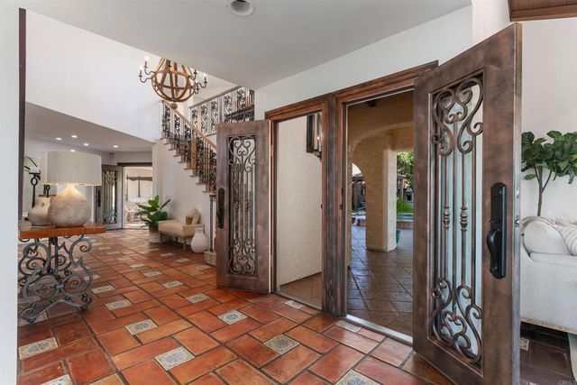 $3,795,000 | 6817 Vianda Court, Carlsbad, CA 92009