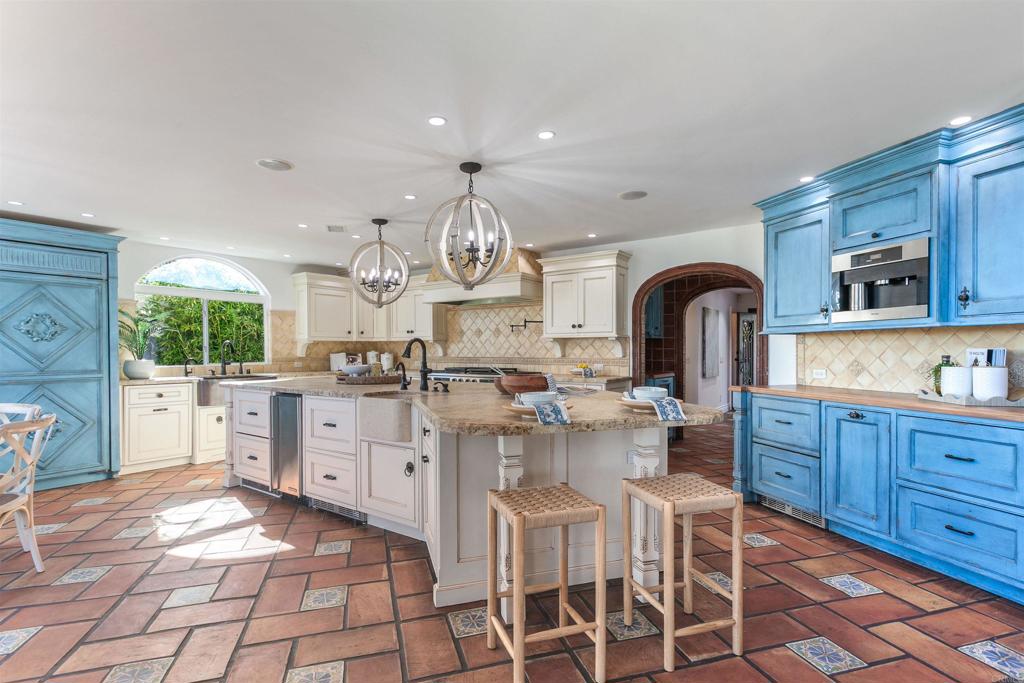 6817 Vianda Court Carlsbad, CA 92009 - Photo 22 of 74