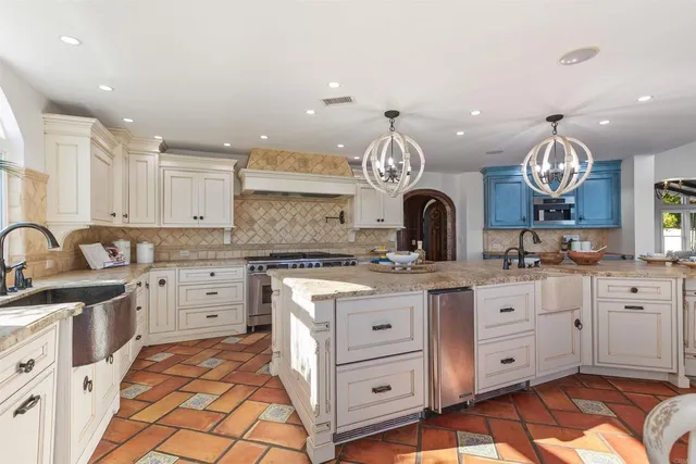 $3,795,000 | 6817 Vianda Court, Carlsbad, CA 92009