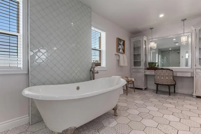 $3,795,000 | 6817 Vianda Court, Carlsbad, CA 92009