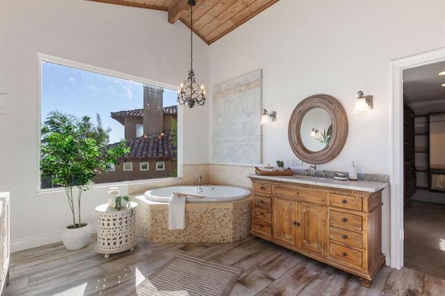 $3,795,000 | 6817 Vianda Court, Carlsbad, CA 92009