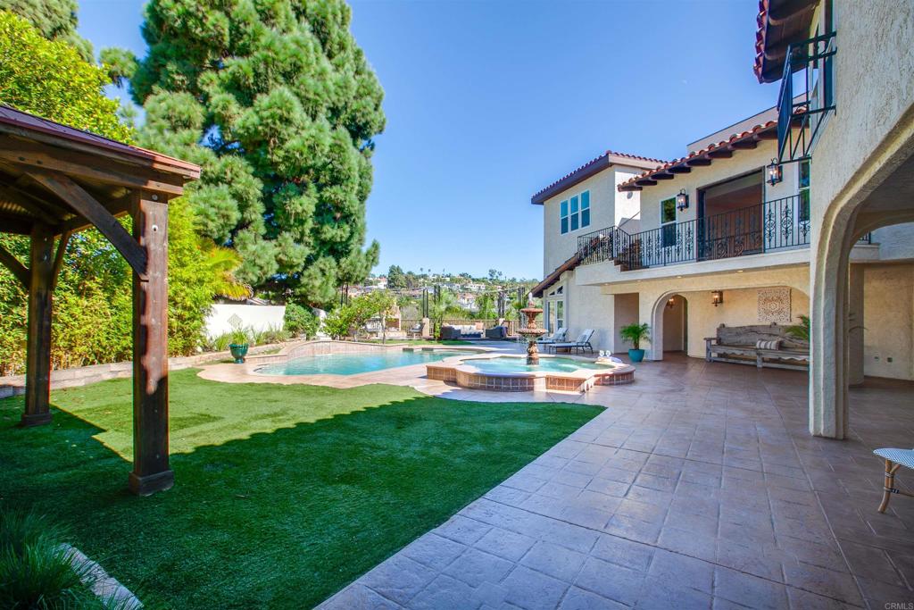 6817 Vianda Court Carlsbad, CA 92009 - Photo 47 of 74