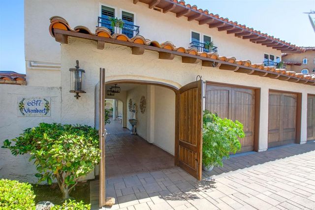 $3,795,000 | 6817 Vianda Court, Carlsbad, CA 92009