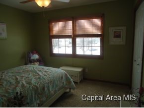 90 Amherst Drive Springfield, IL 62702 - Photo 17 of 20