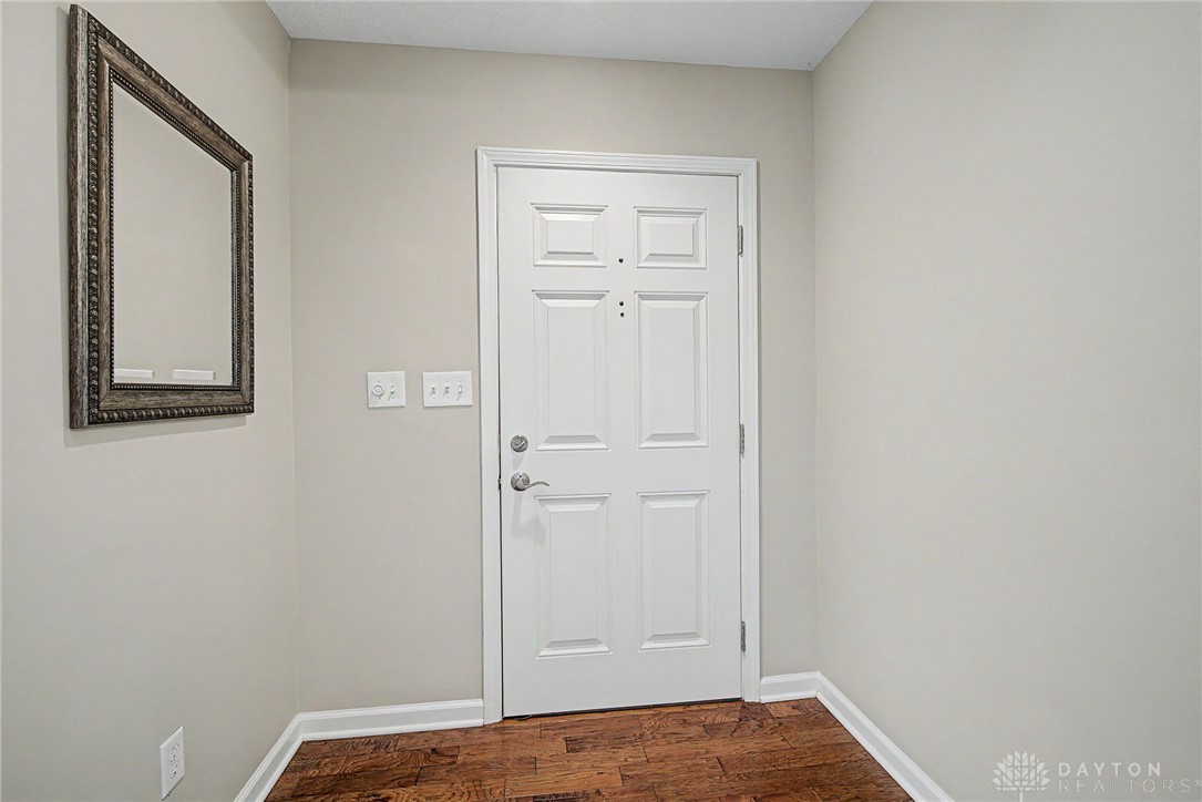 3337 Greenburn Road Beavercreek, OH 45434 - Photo 3 of 38