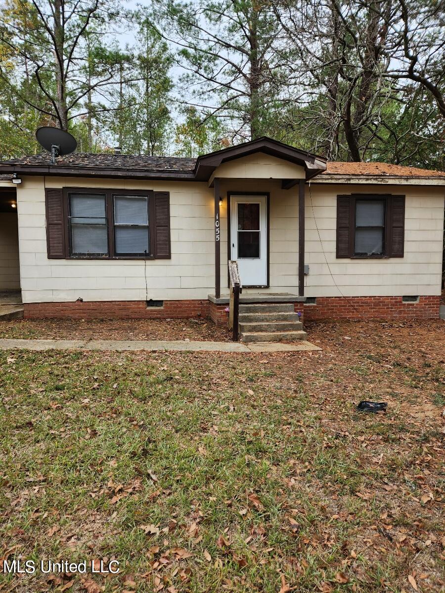 1055 McCluer Road Jackson, MS 39212 - Photo 1 of 14 FRONT