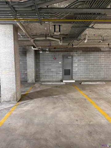 $320,000 | 7707 Bluebonnet Boulevard, Unit 226, Baton Rouge, LA 70810