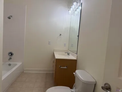 $320,000 | 7707 Bluebonnet Boulevard, Unit 226, Baton Rouge, LA 70810