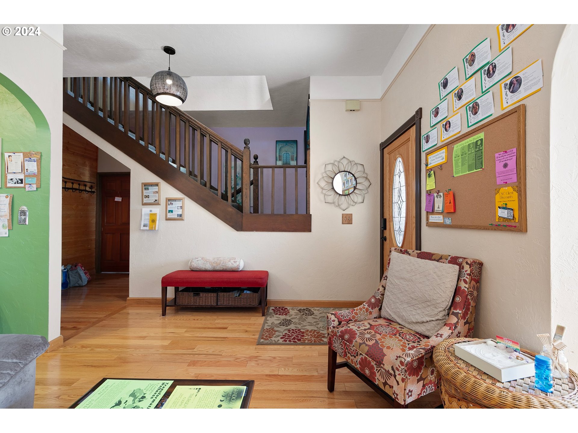 739 West 5th Avenue Eugene, OR 97402 - Photo 6 of 31 a view of livingroom with furniture and toys