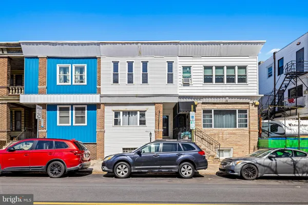 $2,250 | 4617 Locust Street, Unit 1, Philadelphia, PA 19139