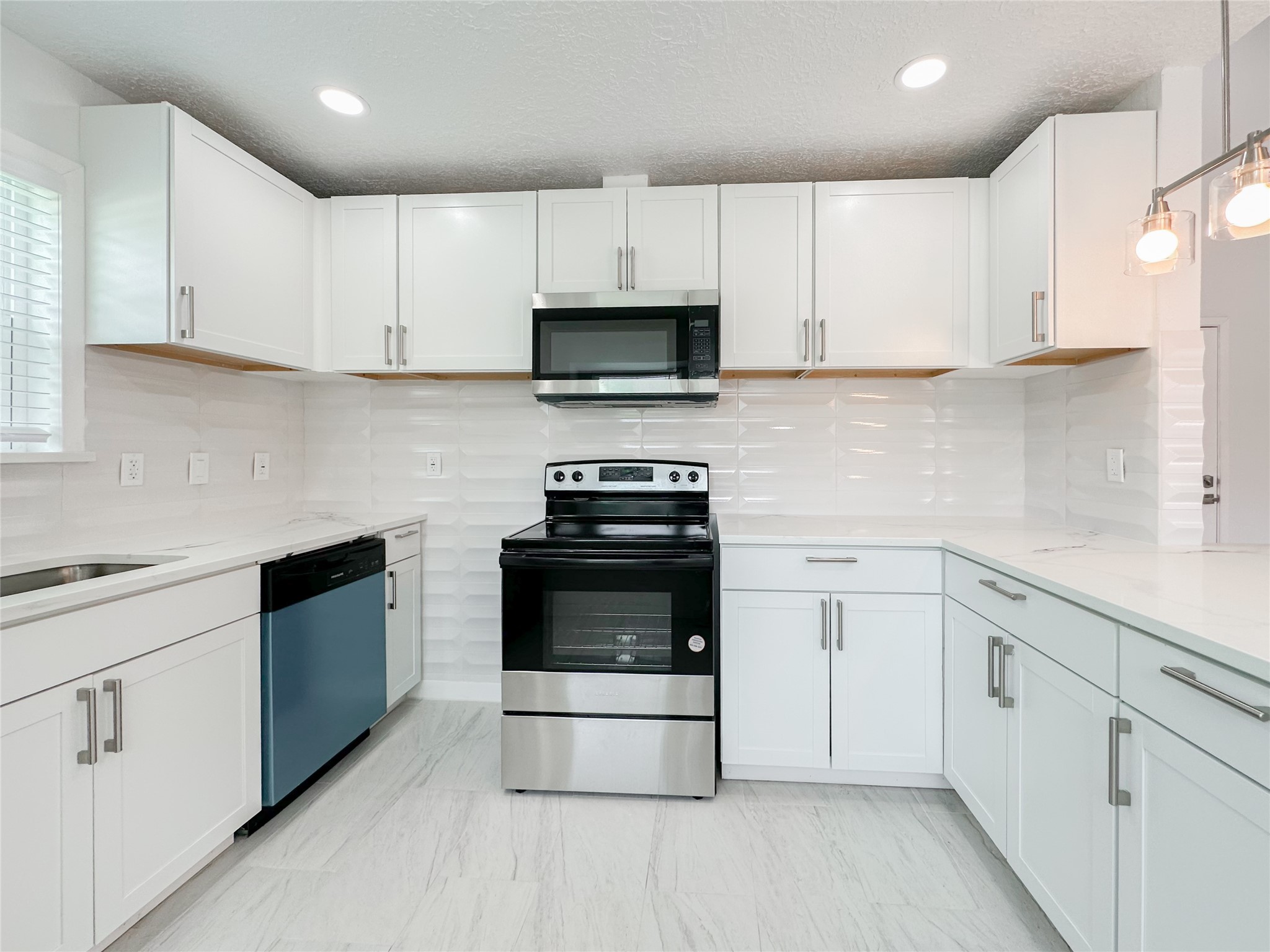 22103 Diane Drive Spring, TX 77373 - Photo 11 of 23