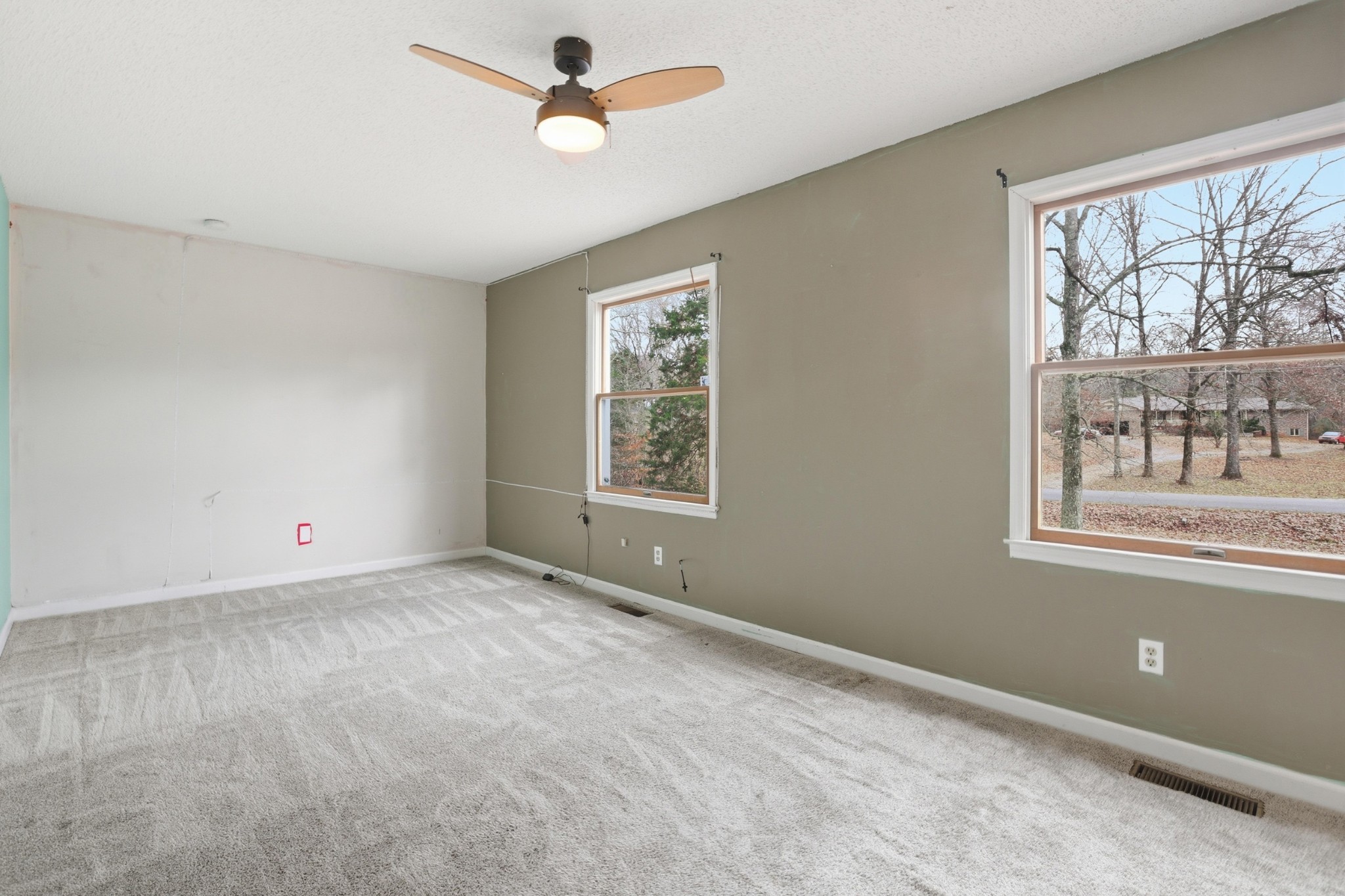 888 Cook Road Tullahoma, TN 37388 - Photo 15 of 23 a view of an empty room with a window