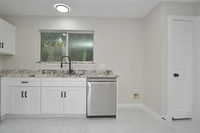 $1,850 | 631 Aweigh Drive, Crosby, TX 77532