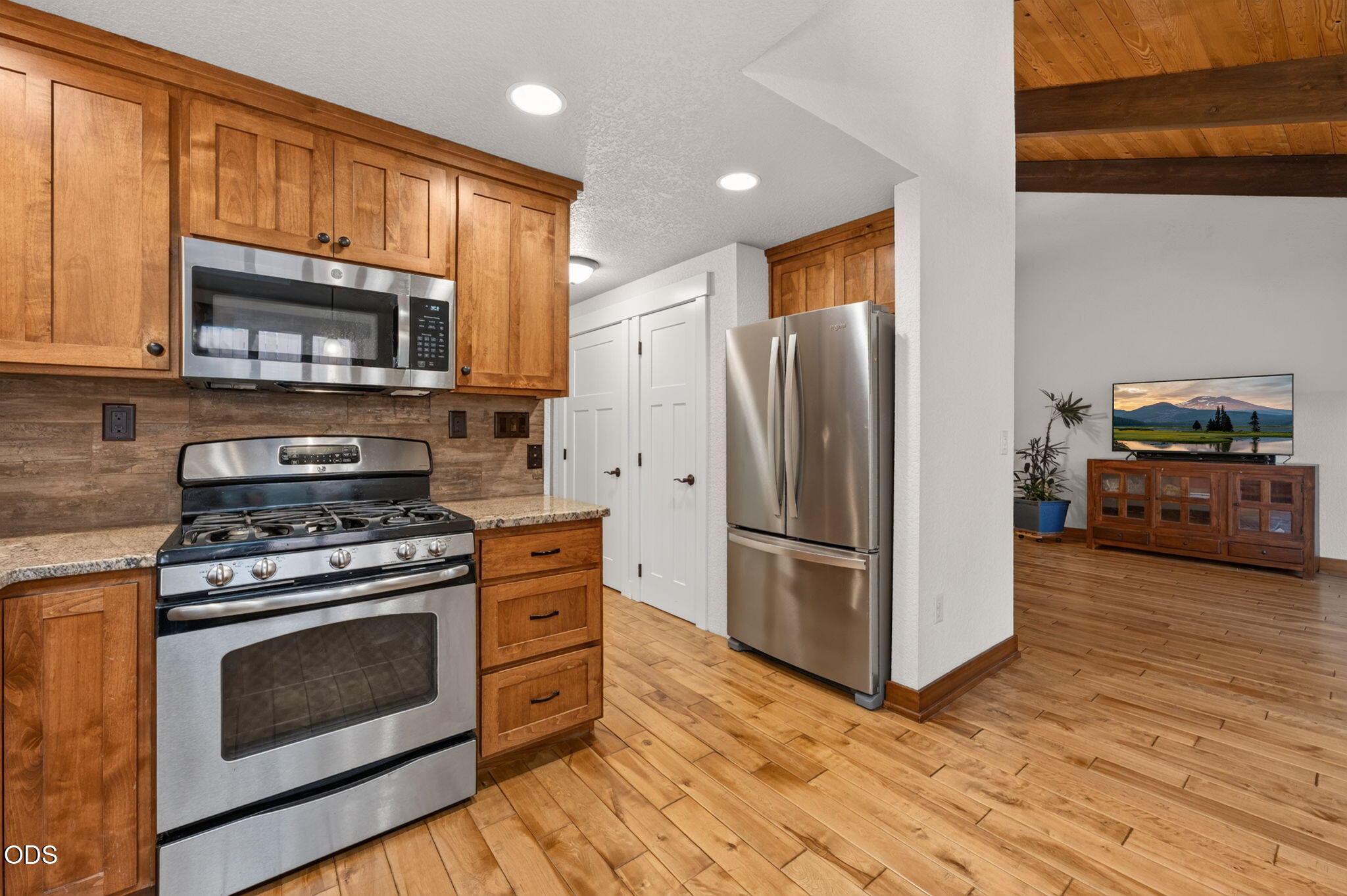 62968 Fresca Street Bend, OR 97703 - Photo 15 of 45