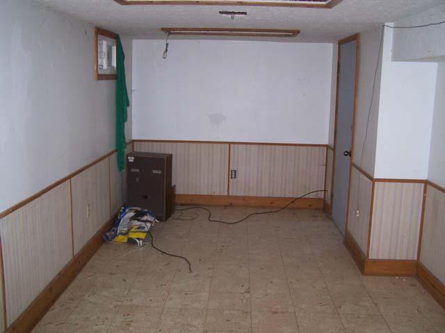 818 Stockbridge Road Columbus, OH 43207 - Photo 5 of 7 Gallery Image 5