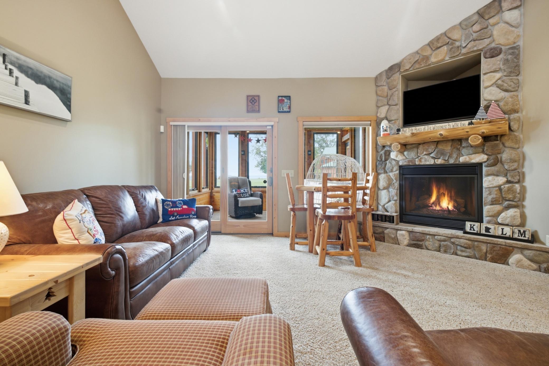 33176 170th Lane, Unit 7 Isle, MN 56342 - Photo 4 of 51