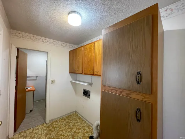 $174,900 | 8105 North Co Road 200 East, Muncie, IN 47303