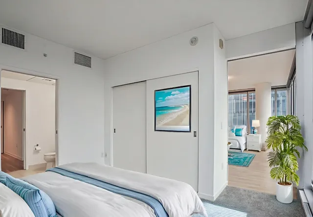 $330,000 | 8161 33rd Avenue South, Unit 606, Bloomington, MN 55425