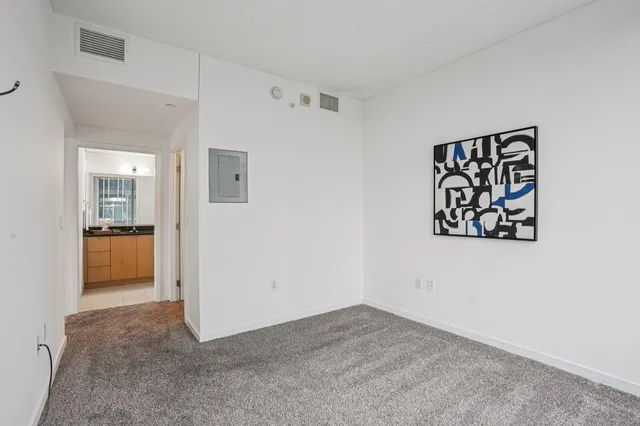 $330,000 | 8161 33rd Avenue South, Unit 606, Bloomington, MN 55425