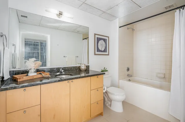 $330,000 | 8161 33rd Avenue South, Unit 606, Bloomington, MN 55425