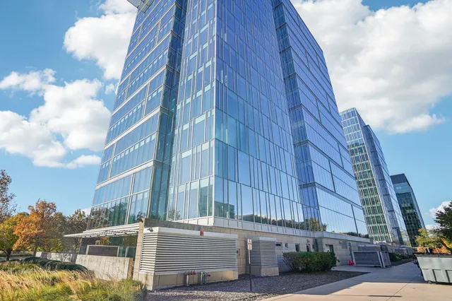 $330,000 | 8161 33rd Avenue South, Unit 606, Bloomington, MN 55425