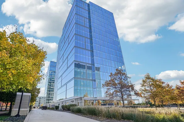 $330,000 | 8161 33rd Avenue South, Unit 606, Bloomington, MN 55425