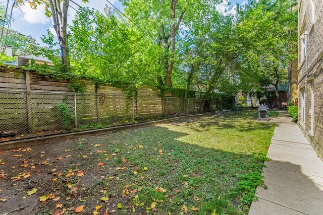 $129,000 | 4240 North Clarendon Avenue, Unit 309N, Chicago, IL 60613