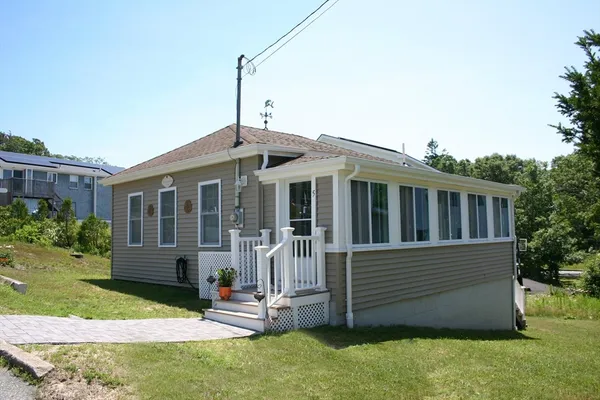 $469,000 | 5 Upland Road, Wareham, MA 02558