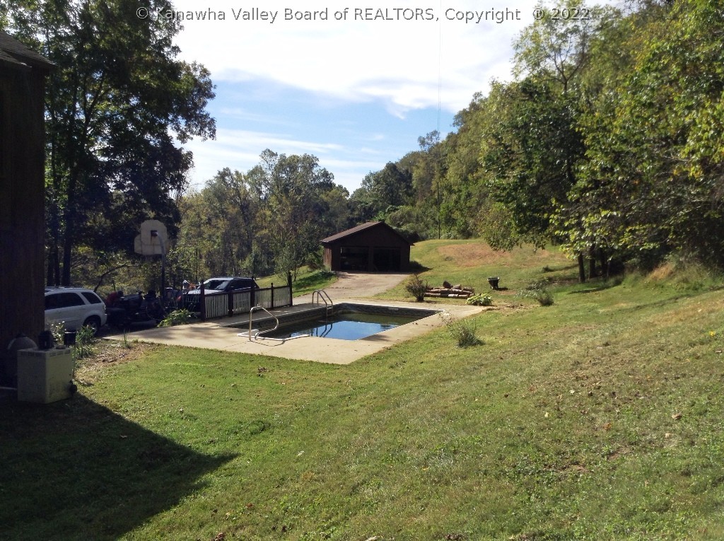 756 Shatto Road Ripley, WV 25271 - Photo 5 of 29 Gallery Image 5