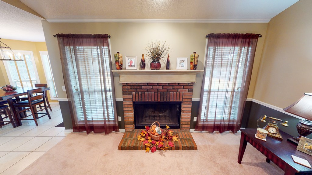 302 West Roxbury Road Dothan, AL 36305 - Photo 3 of 31