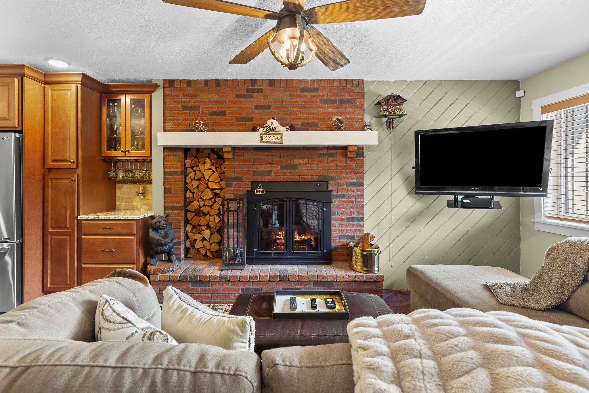321 Moon Ridge Road, Unit 2B Killington, VT 05751 - Photo 3 of 50