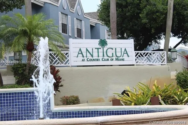 $1,850 | Country Club of Miami, Hialeah, FL 33015