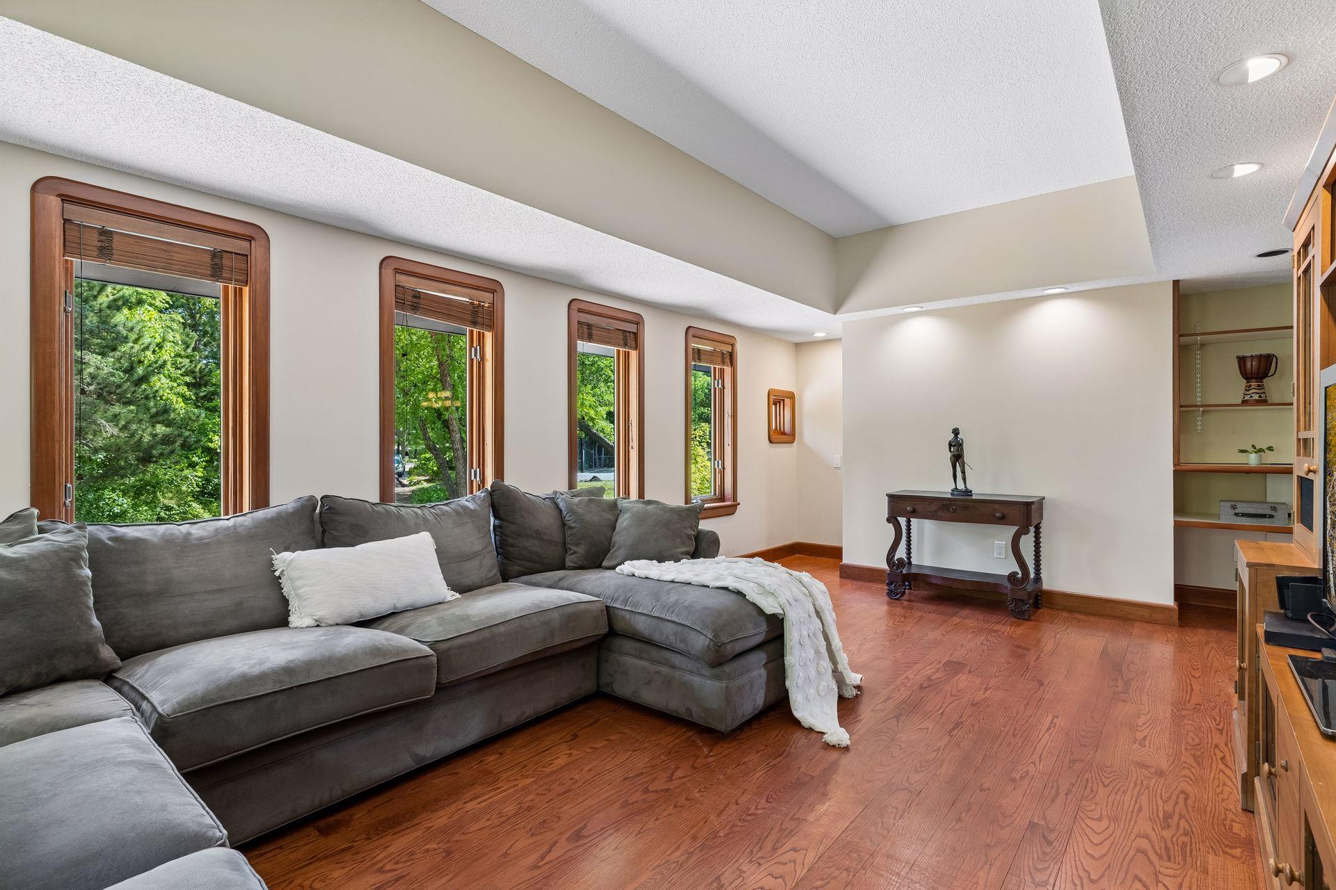 776 Golden Meadow Road Eagan, MN 55123 - Photo 22 of 34