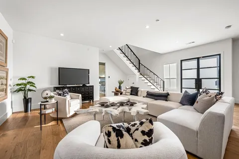 $1,975,000 | 10424 Remington Lane, Dallas, TX 75229