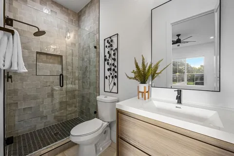 $1,975,000 | 10424 Remington Lane, Dallas, TX 75229