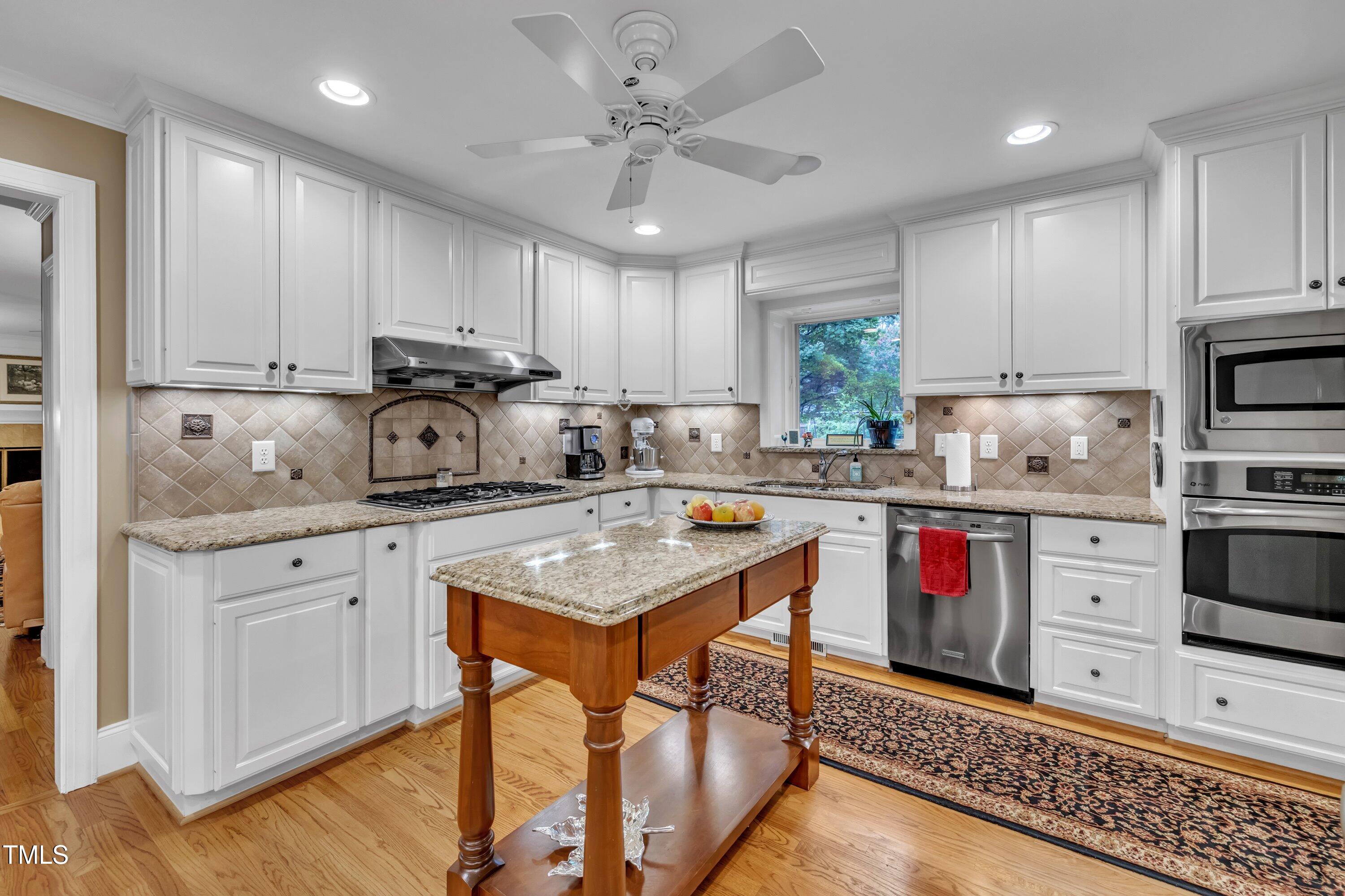 2013 Eagleton Circle Raleigh, NC 27609 - Photo 24 of 62 24-2013 Eagleton-18