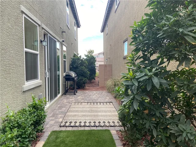 $2,970 | 9184 Rivington Avenue, Las Vegas, NV 89148