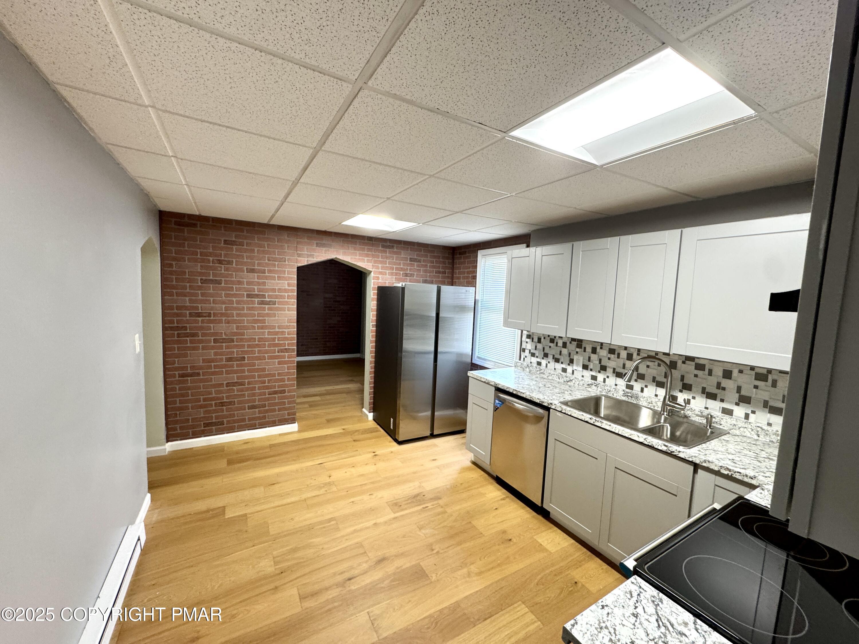 112 Lee Mine Street, Unit 4 Nanticoke, PA 18634 - Photo 2 of 8 kitchen