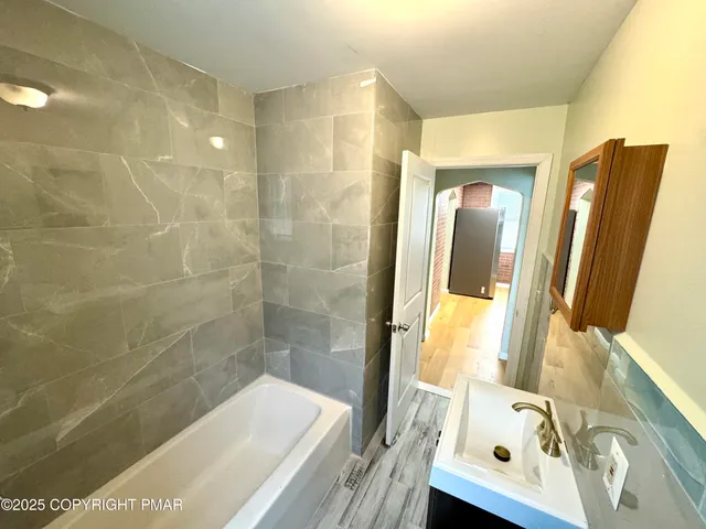 $1,250 | 112 Lee Mine Street, Unit 4, Nanticoke, PA 18634