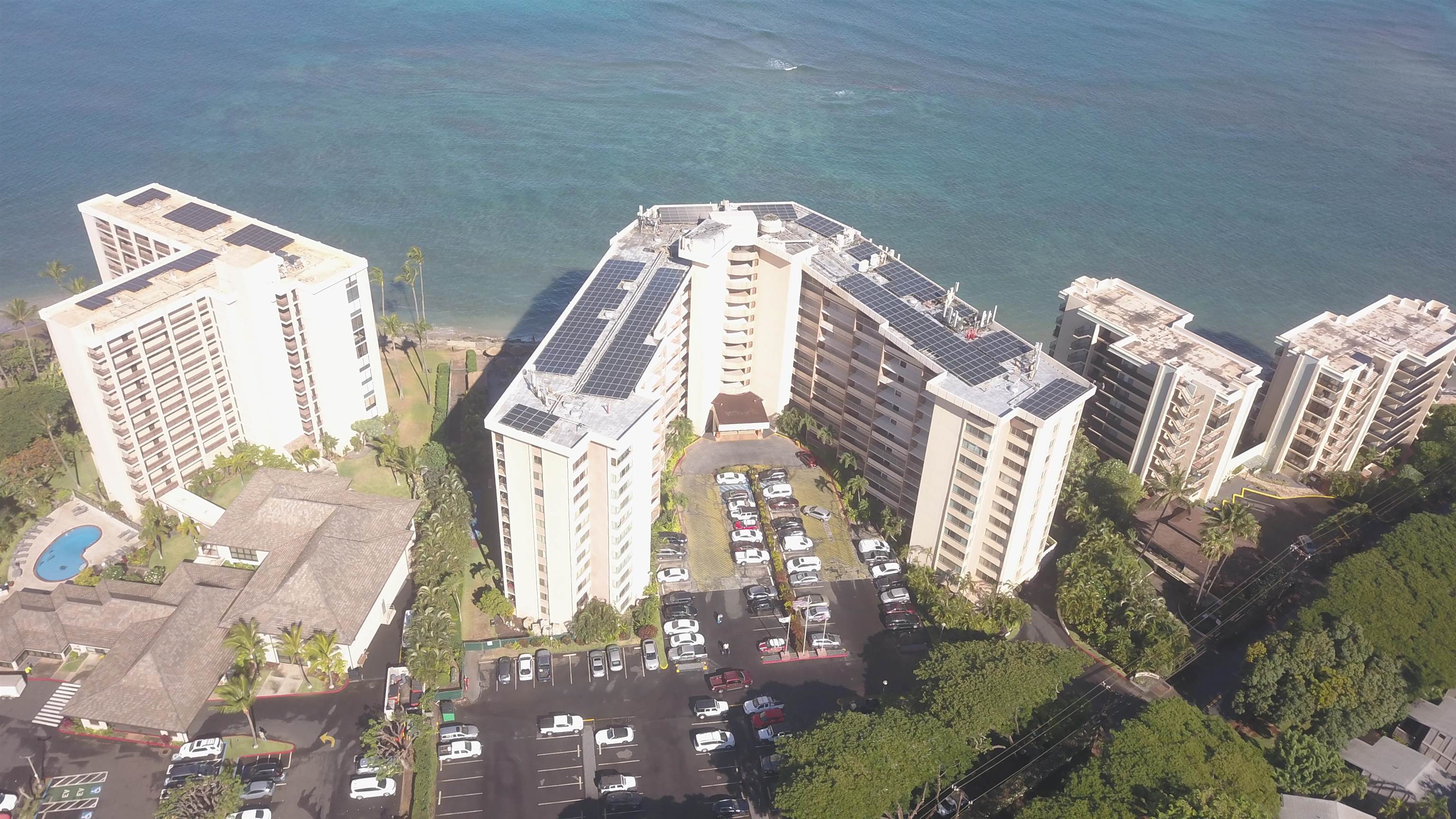 4365 Lower Honoapiilani Road, Unit 1018 Lahaina, HI 96761 - Photo 34 of 35 a view of staircase