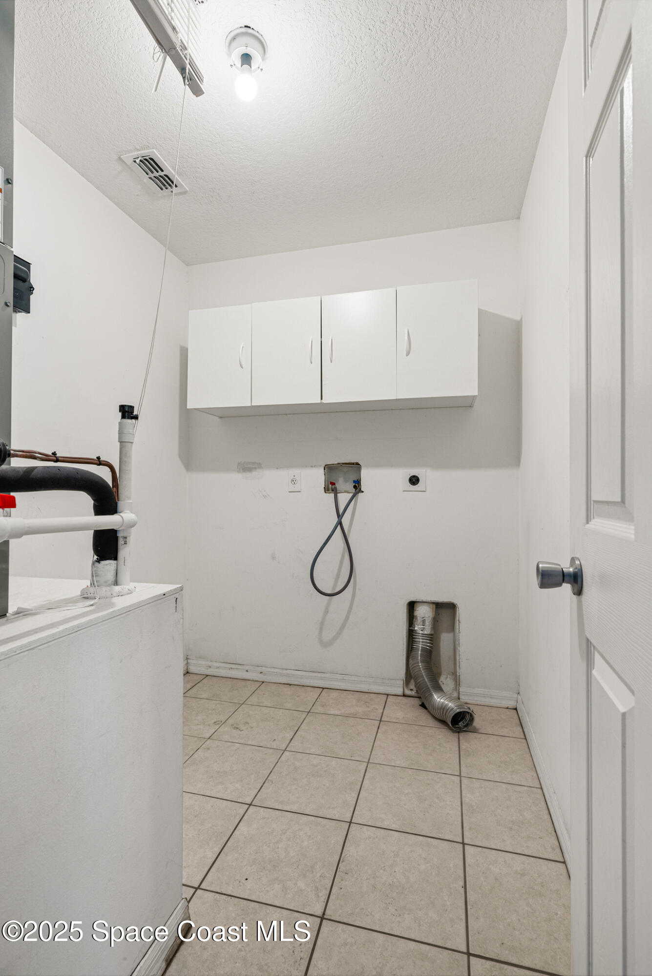 1701 Brookshire Circle Melbourne, FL 32904 - Photo 32 of 60 20250428 1701 Brookshire Cir West Melbou